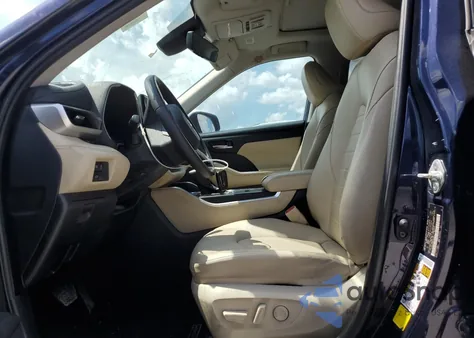 2023 Toyota Highlander L из США, поврежденный, VIN 5TDKDRAH7PS504431